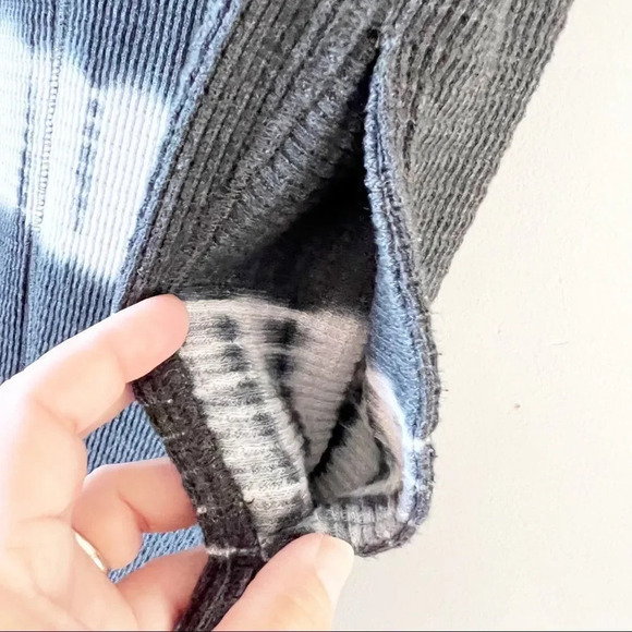 Free People We the Free Reverse Tie Dye Waffle Weave Tunic Dress XS Batik Gray - Picture 7 of 9